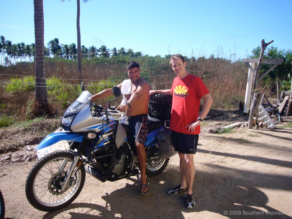 EvanBikeTenacatita.jpg
