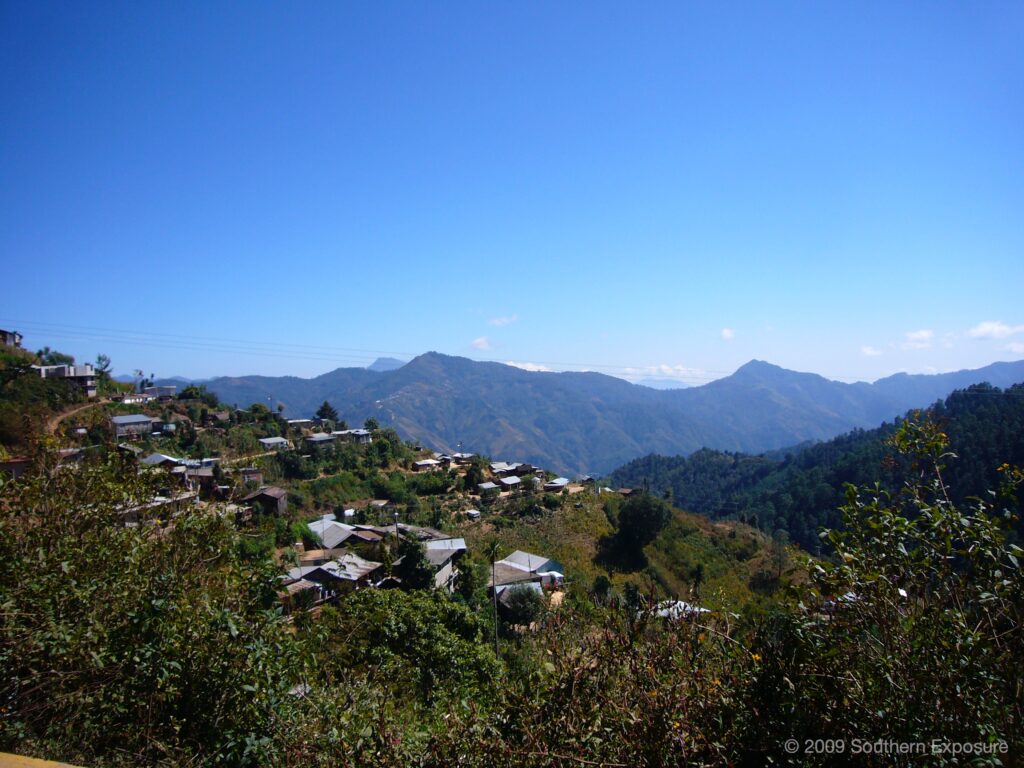 SierraMountainTown2.jpg