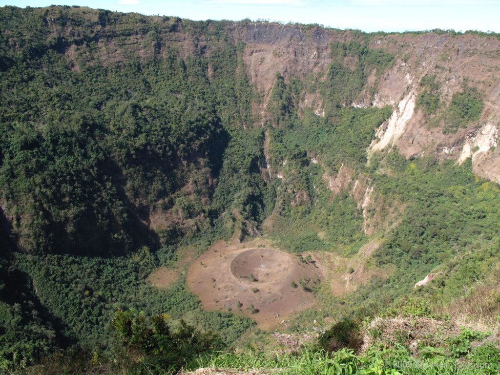 SanSalvadorVolcano.jpg